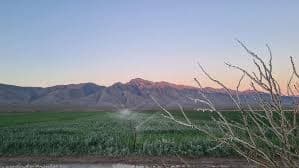 Explorando montañas y paisajes impresionantes cerca de Cuatro Ciénegas, Coahuila